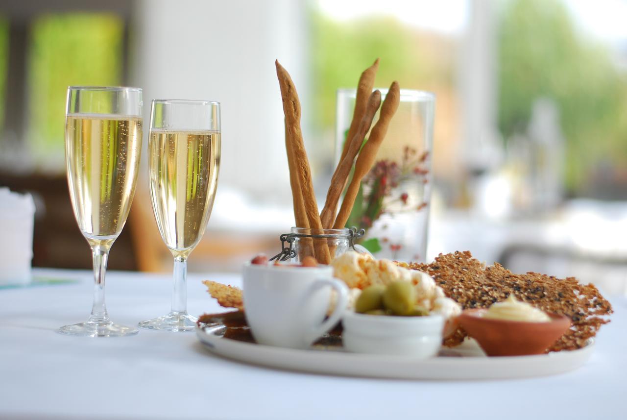 Lyng Dal Hotel Og Restaurant Ry ภายนอก รูปภาพ